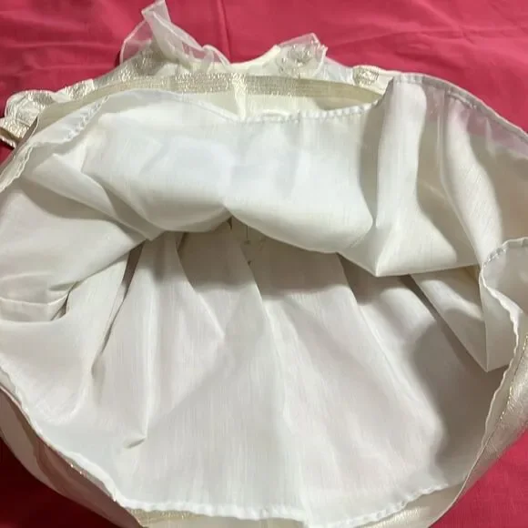 SYLVIA WHYTE for Neiman-Marcus 2T special occasion dress. Ivory, gold and silver - Picture 8 of 10